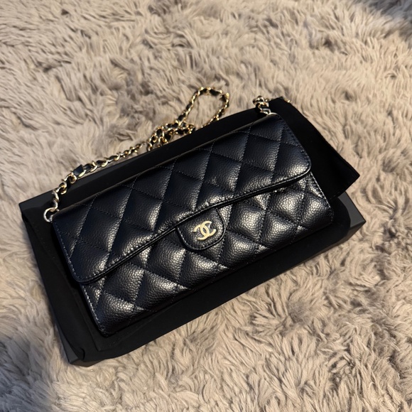 Chanel Handbags - Chanel Wallet on chain